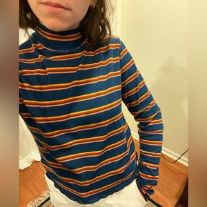 Vintage long sleeve top